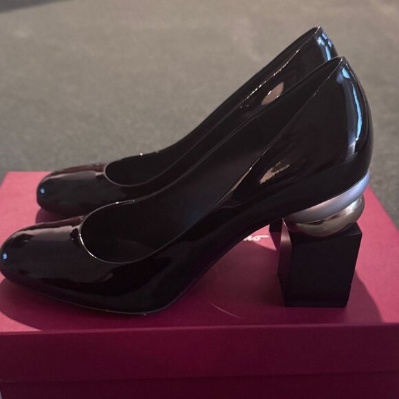 Ferragamo Black Patent Block Heel--Lilian Size 8.5 C - Picture 8 of 14